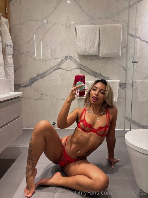 960x1280 e7e655ae6e0b4e3f25b1152c04796e86e23709a31d9fb166