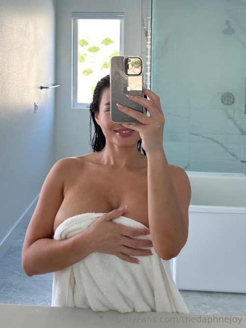 960x1281 b70932713bce62c08c81d53e7a7368b12a0a572db9f506ea