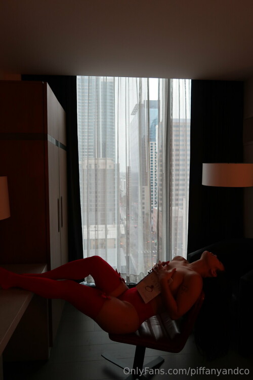 960x1440 5d8348597150bb9225da7bba76ab3689ce53e26d5ff993cc