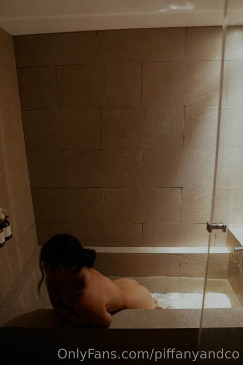 960x1440 923e234e36305521899b5c326e8a228945d0572bb758cffb