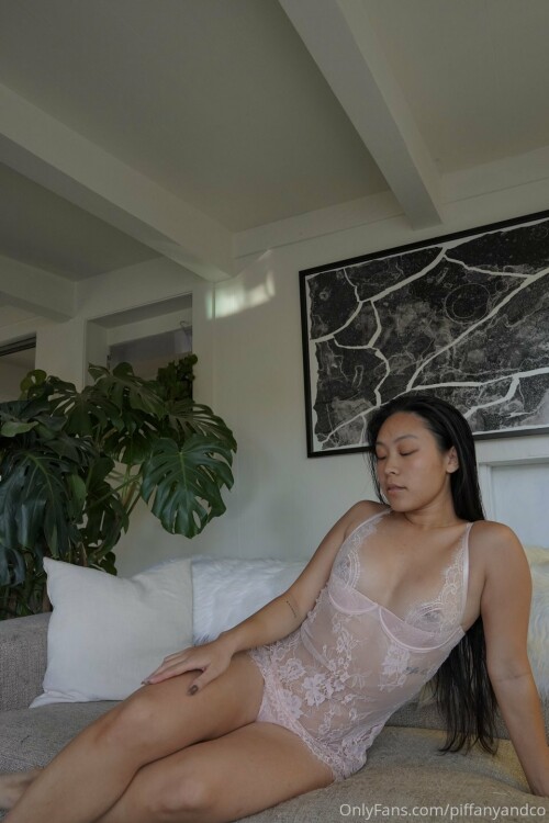 960x1440 b8859ef8624e5bbfbb8ba0d9a6d140aa70516635e0e52c75