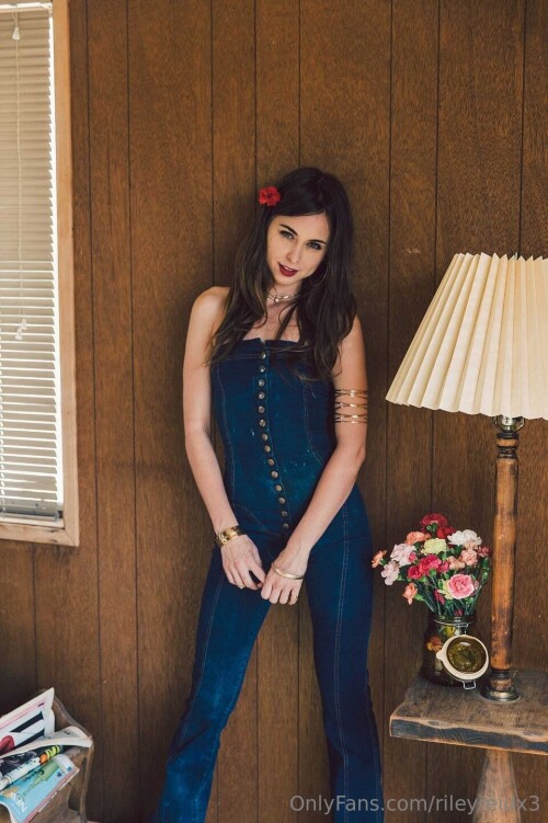 960x1441 bc382e6bd27813d7341a93dc5f4110daedde274b0d9d0341