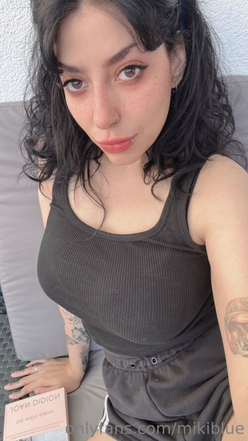 960x1708 f52c02acfff9c589b47a502f54758fb742594058170bbc05