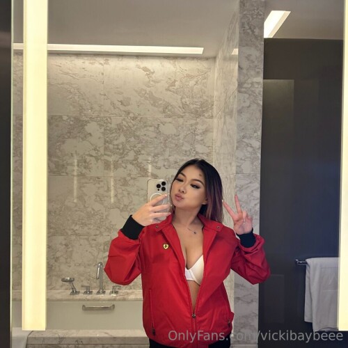 960x960 e786fd3154247d362587c6a0803eeeeaf11de128c76a8f05