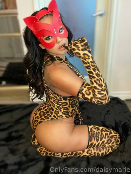 983e1d15bc43531695a846371637c200f9afc61d6267e30fd7709f9e0eb5504d