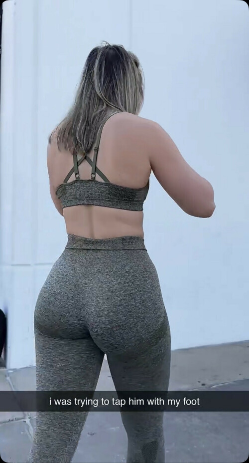 987CA719 5834 425B BC94 410A6946A884