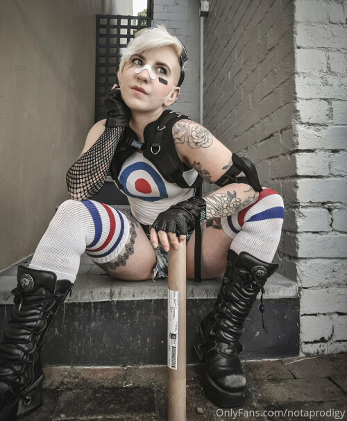 989x1200 c1c53cb5d8a9e65fa3ca0aa7700a04053ef2ee87c060f9c8