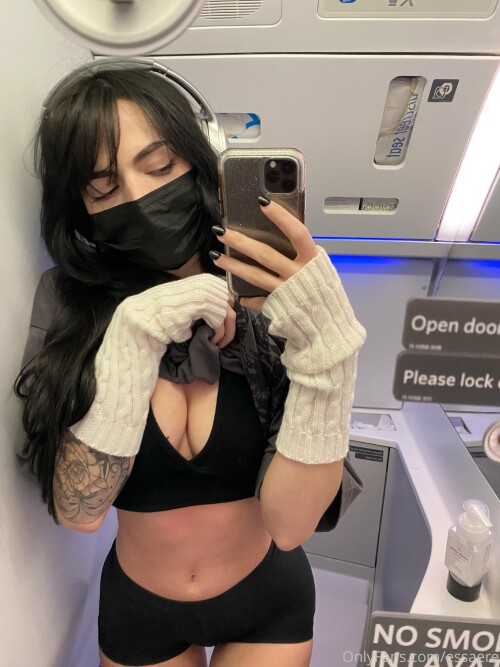 98A5F0AA 2899 40B0 949E 51939A1DEDD1