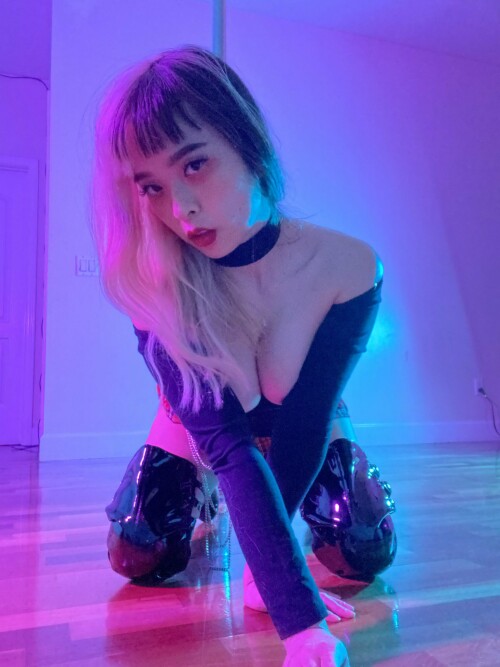 98BDBA73 C4A4 429F BA0A D60BCAA67FA0