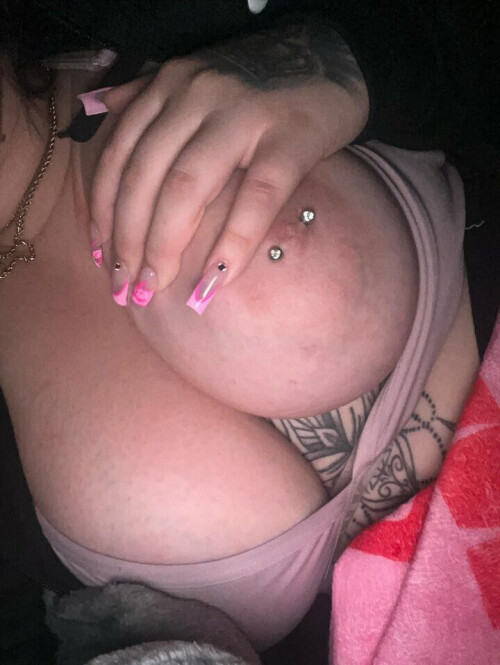 99E91A33 2CAE 42A8 A2C1 0D8994AD07EB83473c05b1987989