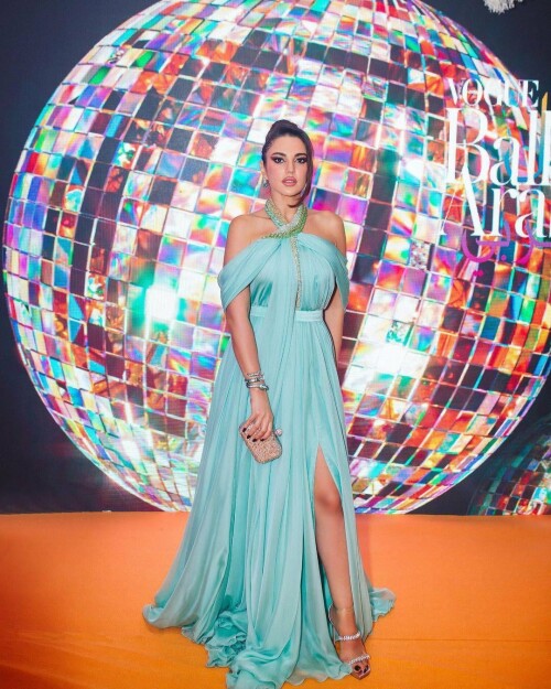 9B6863CE 452B 4899 A6B2 AD23ED208EE0