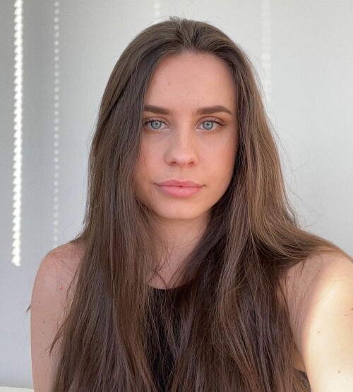 9DDB9871 186A 4DA8 8893 50EF440EB80C