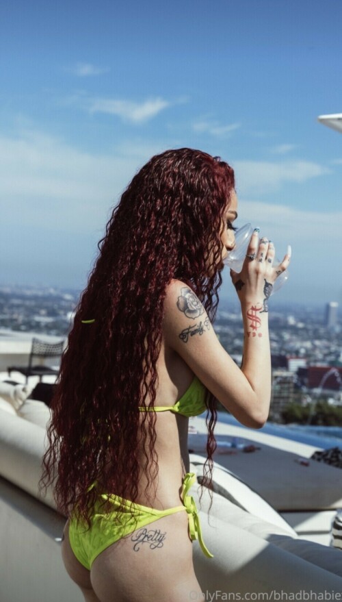 9E44FDA2 6963 4A9E A2E7 AA863EEEB233