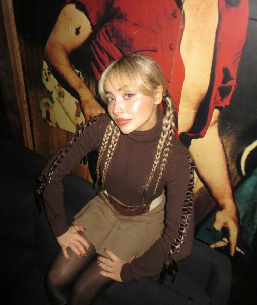 9F7AD5FD FCED 45E4 BDAA 6B43537C2AD1