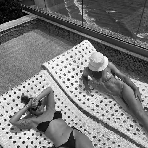 9b7aefc6 d069 4e97 b4e5 61c223961654 source aspect ratio default 0f1407166cc1b788f