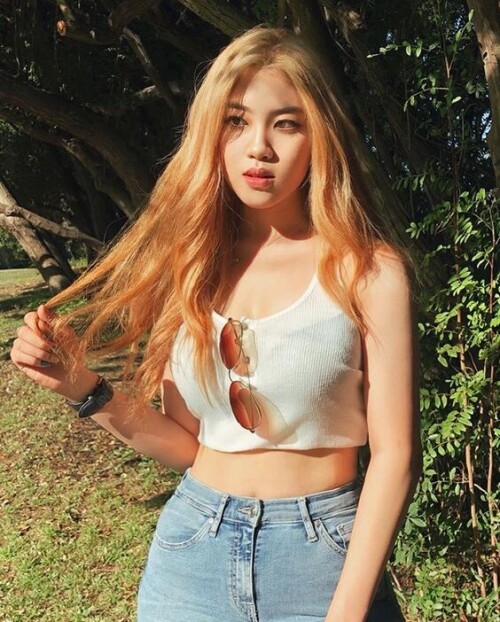 9b907f9a7a66eaa5e130e448349242650513a2aaacd4de2c