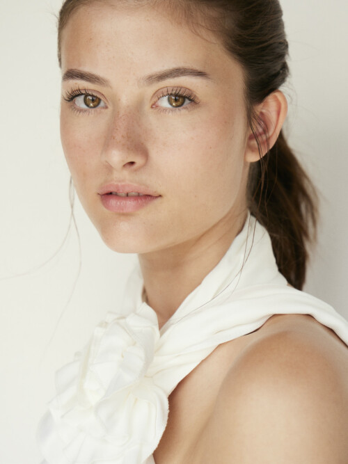 9fSyn0zDv2x9siOOMFNg M