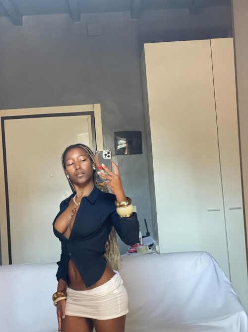 A diva 377caabcc84c19673