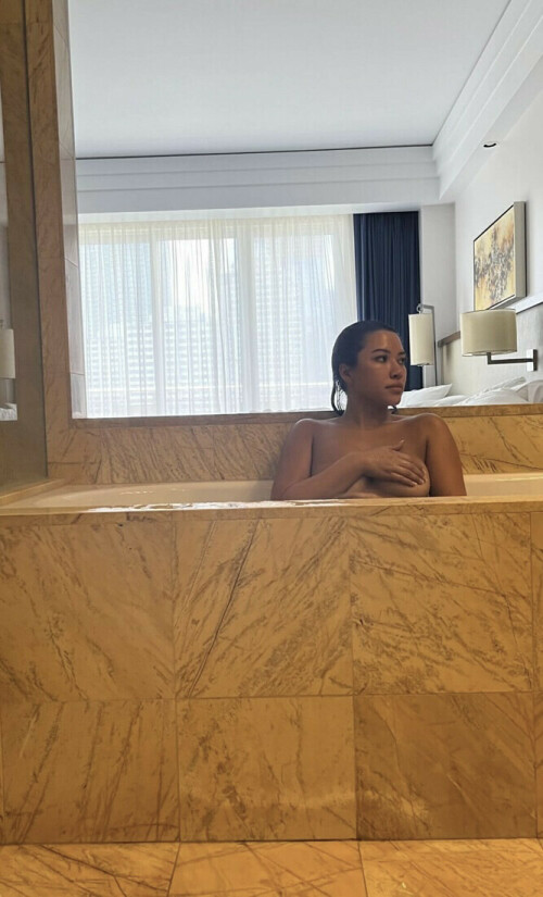 A1BB3D06 CC1C 43F7 8C76 5A8E2A72C8BA