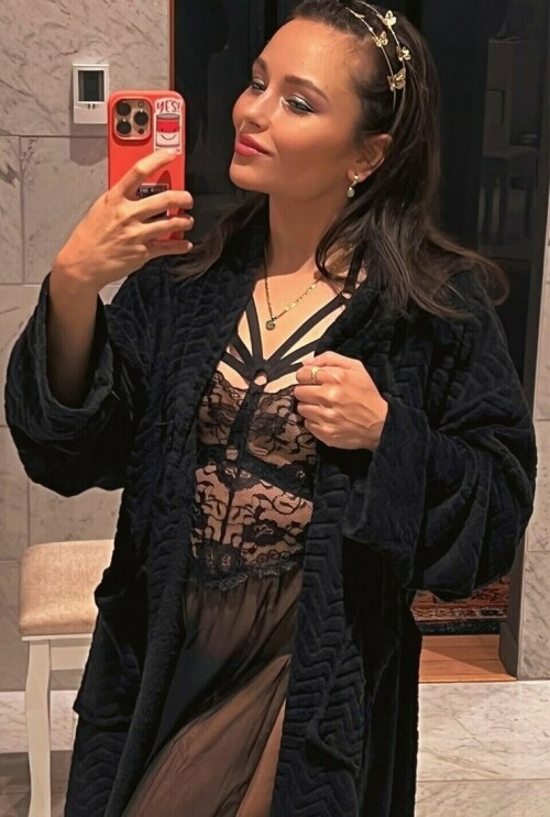 A4D811AF 3D56 4D56 A4E0 D8C02CF9CB0E