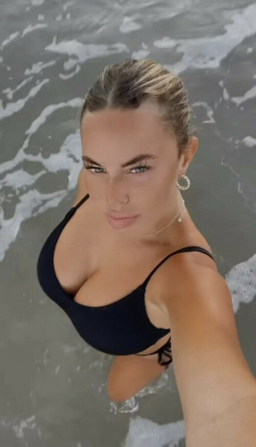 A5E10F09 3194 4A2D 8754 0E40E33BA3B3