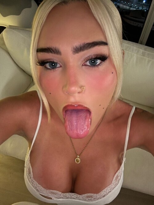 A663ABBD 05F0 4F36 A250 A5961C7615B74f9f1563b1e7b6c3