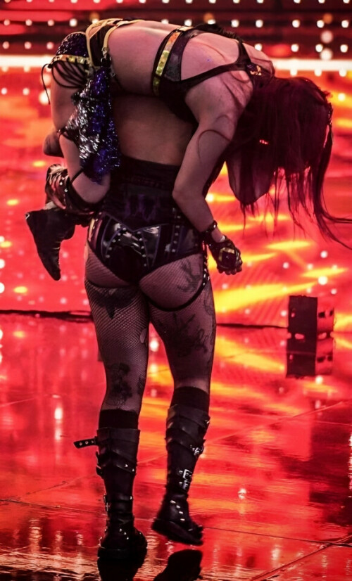 A7048289 384E 4DCF B411 A9B395E60C5A