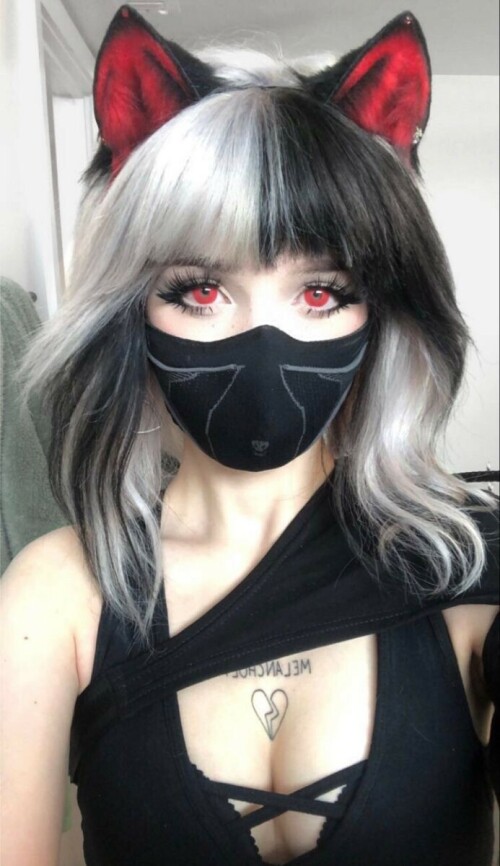 A7C89401 D012 4E4B ADAF A28F9BFE8B13