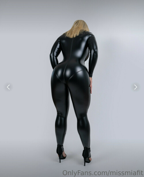 A8D25987 B673 4DD4 97CD 38D25D0B6A2B