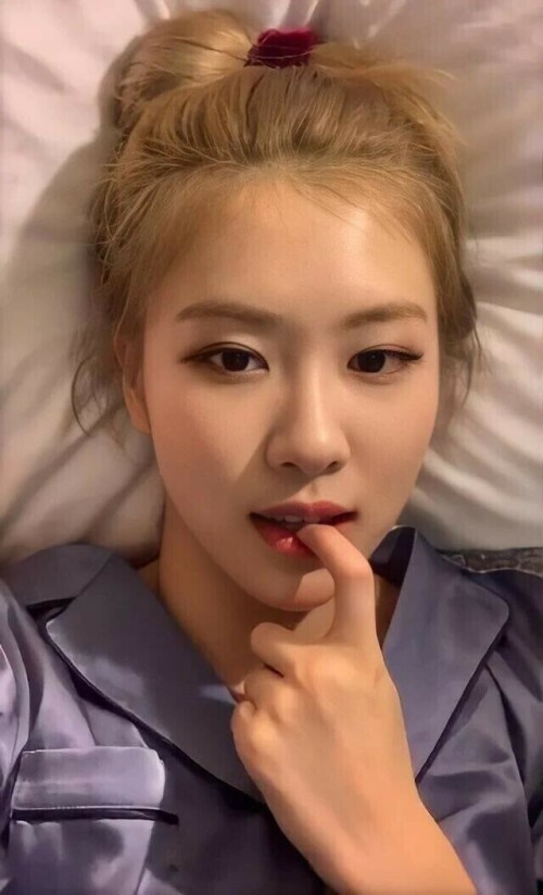 A8DBCCF1 B377 4698 8CA6 F7A1DF8DAA73