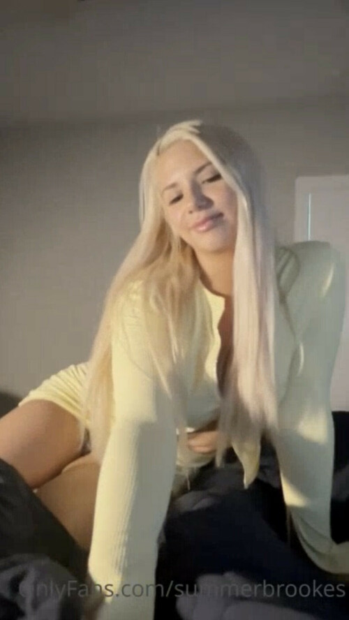 A9AEB2FD 389E 4E75 B2E5 7BE58F5789AB