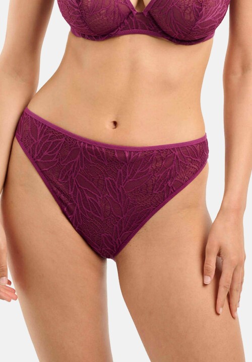 AAE5F2D5 BBA9 4BFD AC10 97DF68C1DD8F