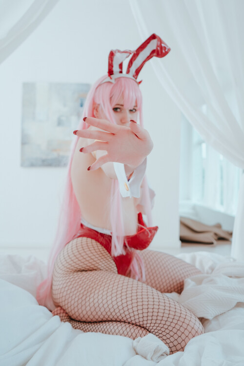 AB---Zero-Two-Bunny-10f6b04118238737f0