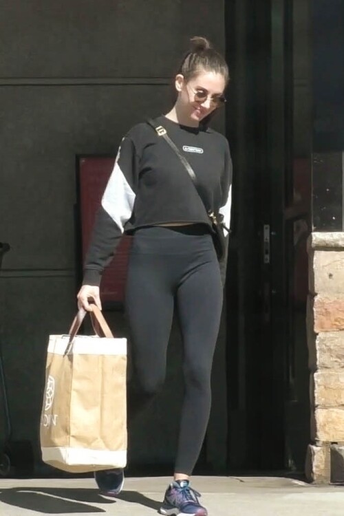 AB 33d8f3a2c09bb6cc4