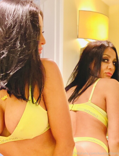 AB Pics 1016f5f4537732bb8d8