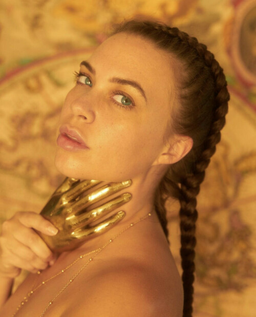 ABF9A8B3 DABE 43A1 BC8B C7B489B551D1