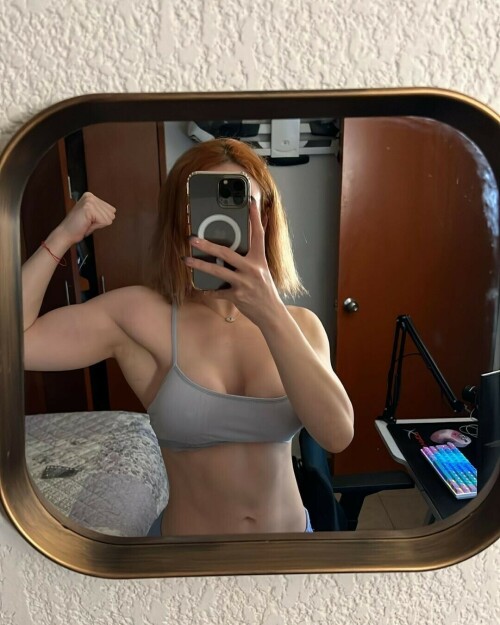 AC6D36DE 2B90 436D A0B8 D363225F5E60