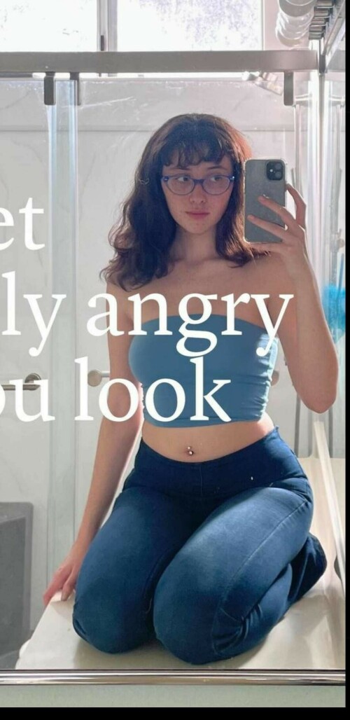 AC855832 C100 45E0 9A3D 467918F00D26