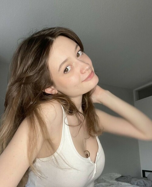 ACC7F70C 0398 4549 969A 01CEDA4A6FF7