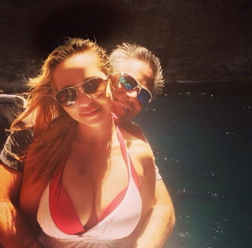 AD67BBF6-6C1F-4155-8CCD-DDD4F58CC5F4