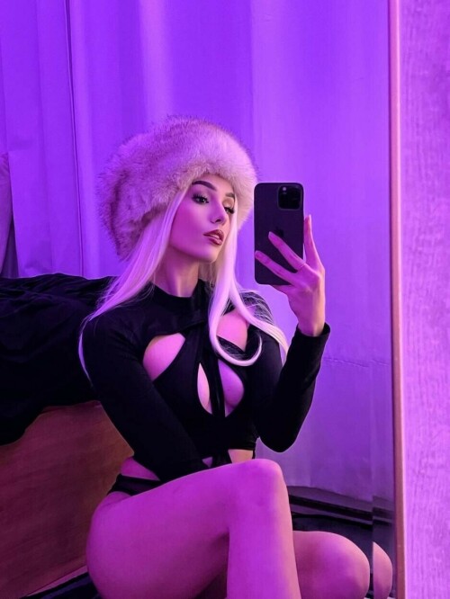 ADBC707B F649 4B8E 80CE F6D2A744CF18