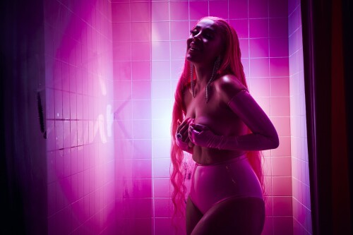 ADD201AA 3FA7 41D7 B9B8 D8A8CFD25FF6