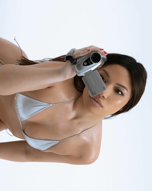 ADD5E320 435F 4D96 95BC 616CA1D12971