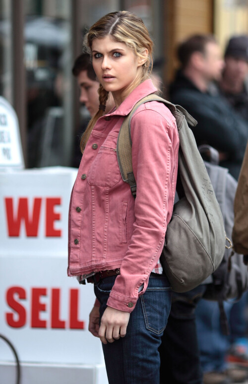 ADPJseaofmonsterscandid00697016d35daff5a26