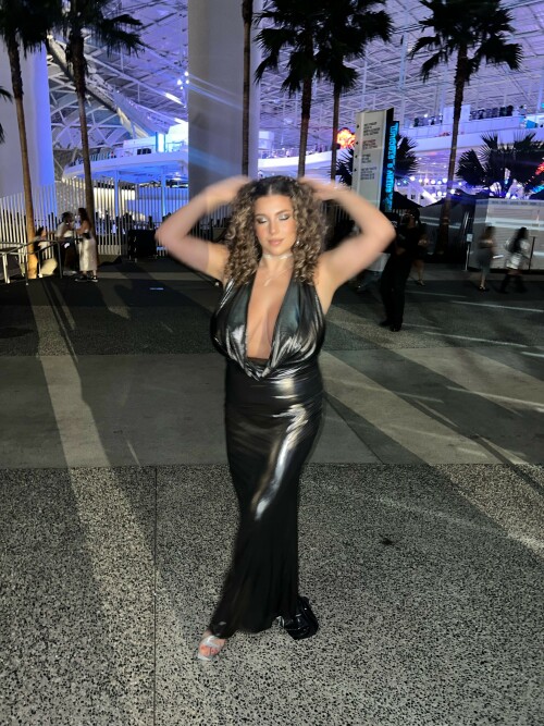 AEAA2315 61FA 4A7D 856A D81F6CA28A74d3e1bf74c5fb05c7