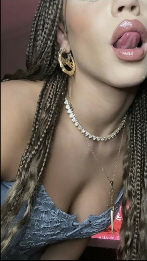 AEE1EBC1 DD0B 4F3D 82DD 7B2AE9C731AB