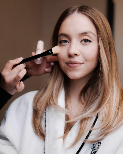 AEF6FE46 990D 4FBC B583 F6793576BA5B