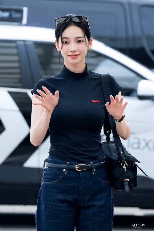 AESPA Karina ICN Airport 2025 017a0f6462b2b5db4eb