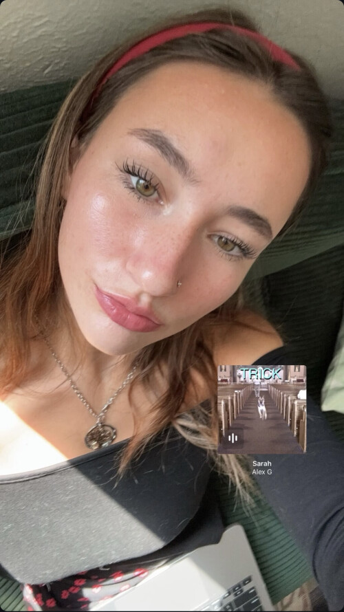 AFFE70A2 3780 48CA BED1 7C89CDB3BEB00afcd8076374548a