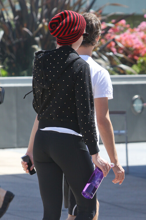 AH 50d0853ab3eb34d80e